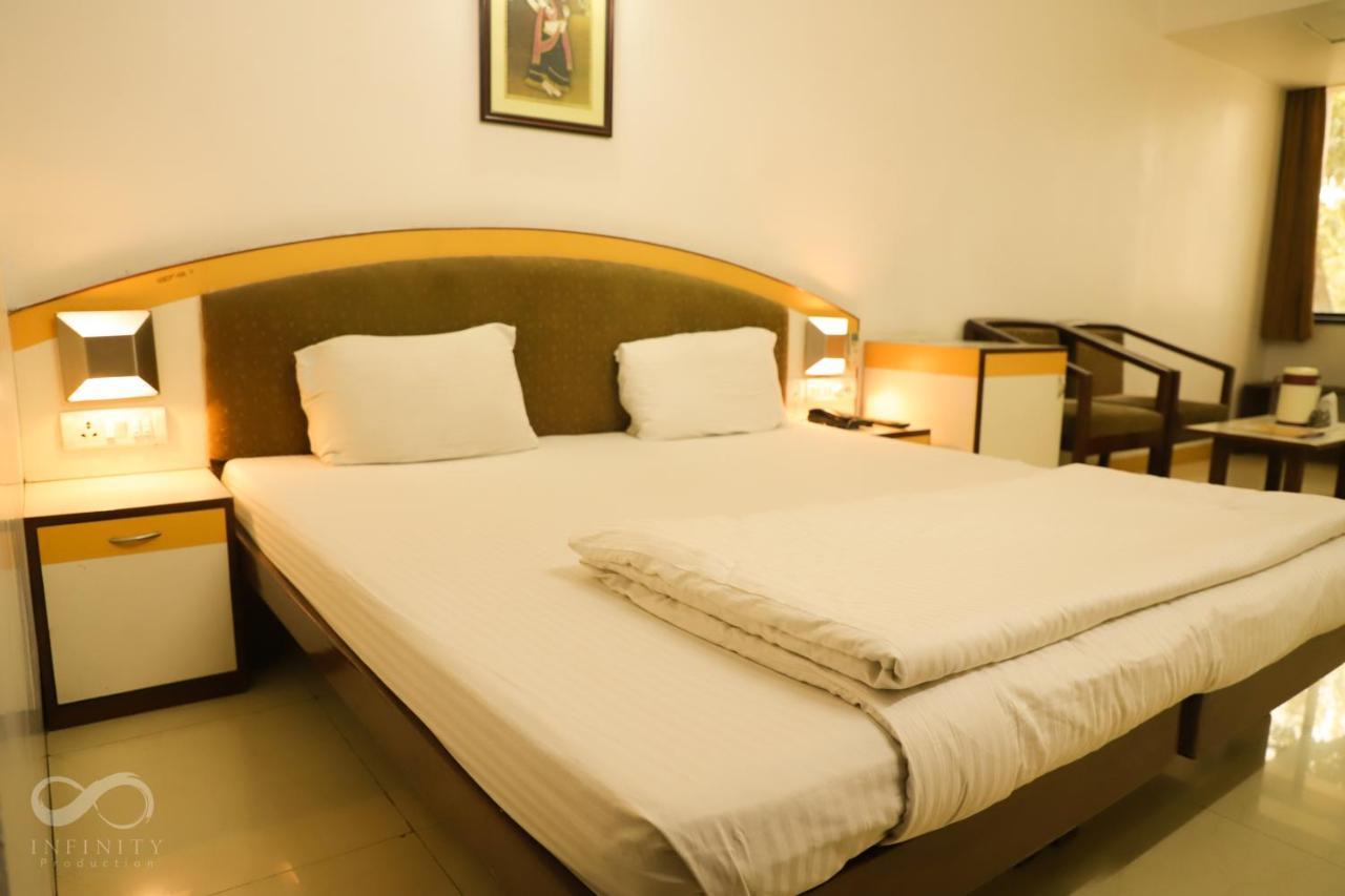 Blue Diamond The Hotel Korba Екстериор снимка