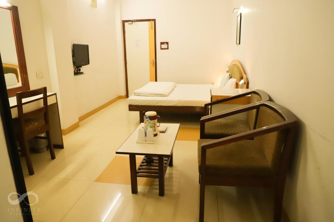 Blue Diamond The Hotel Korba Екстериор снимка